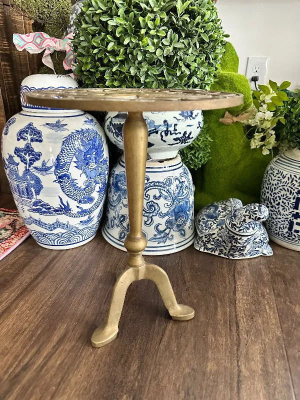 Brass Plant Stand Squirrel Motif, Round Top, Pedestal Base