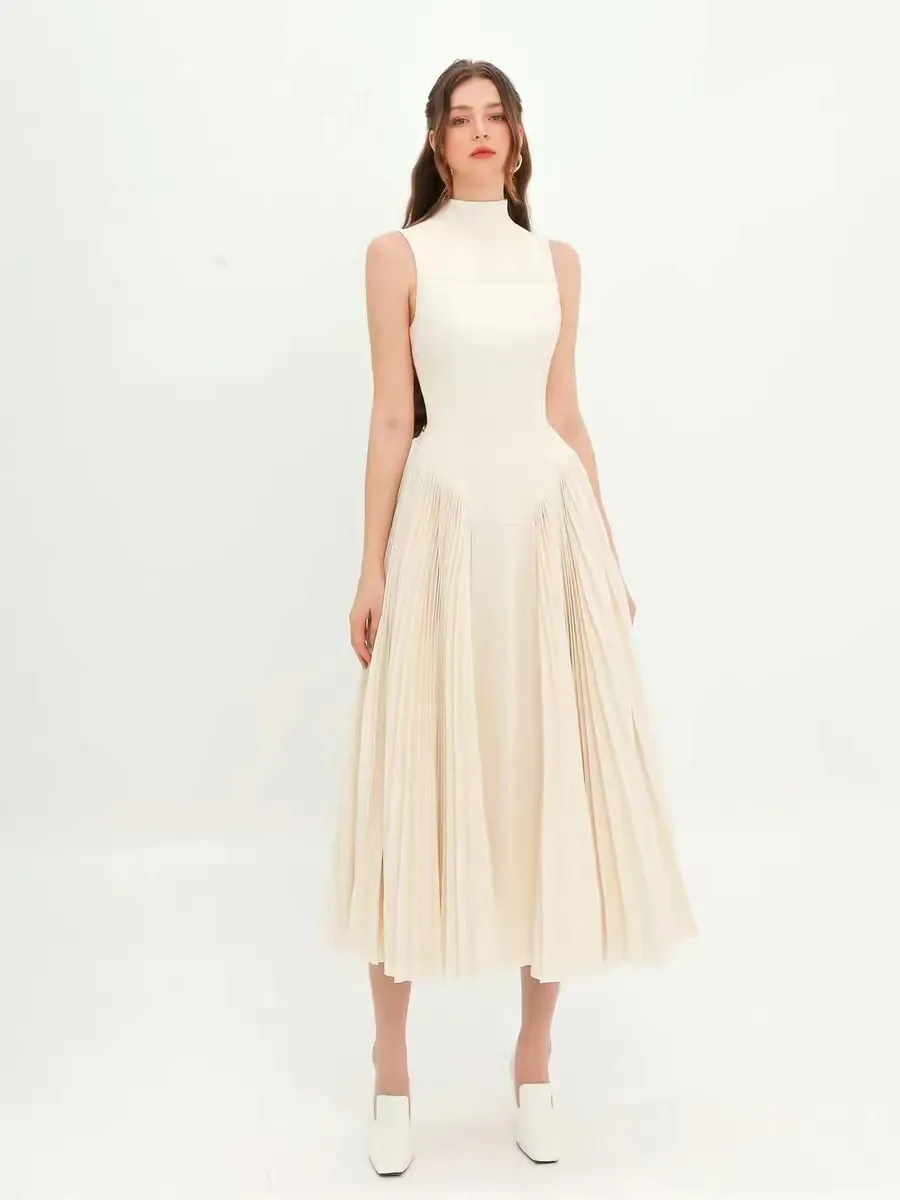 Elara Dress