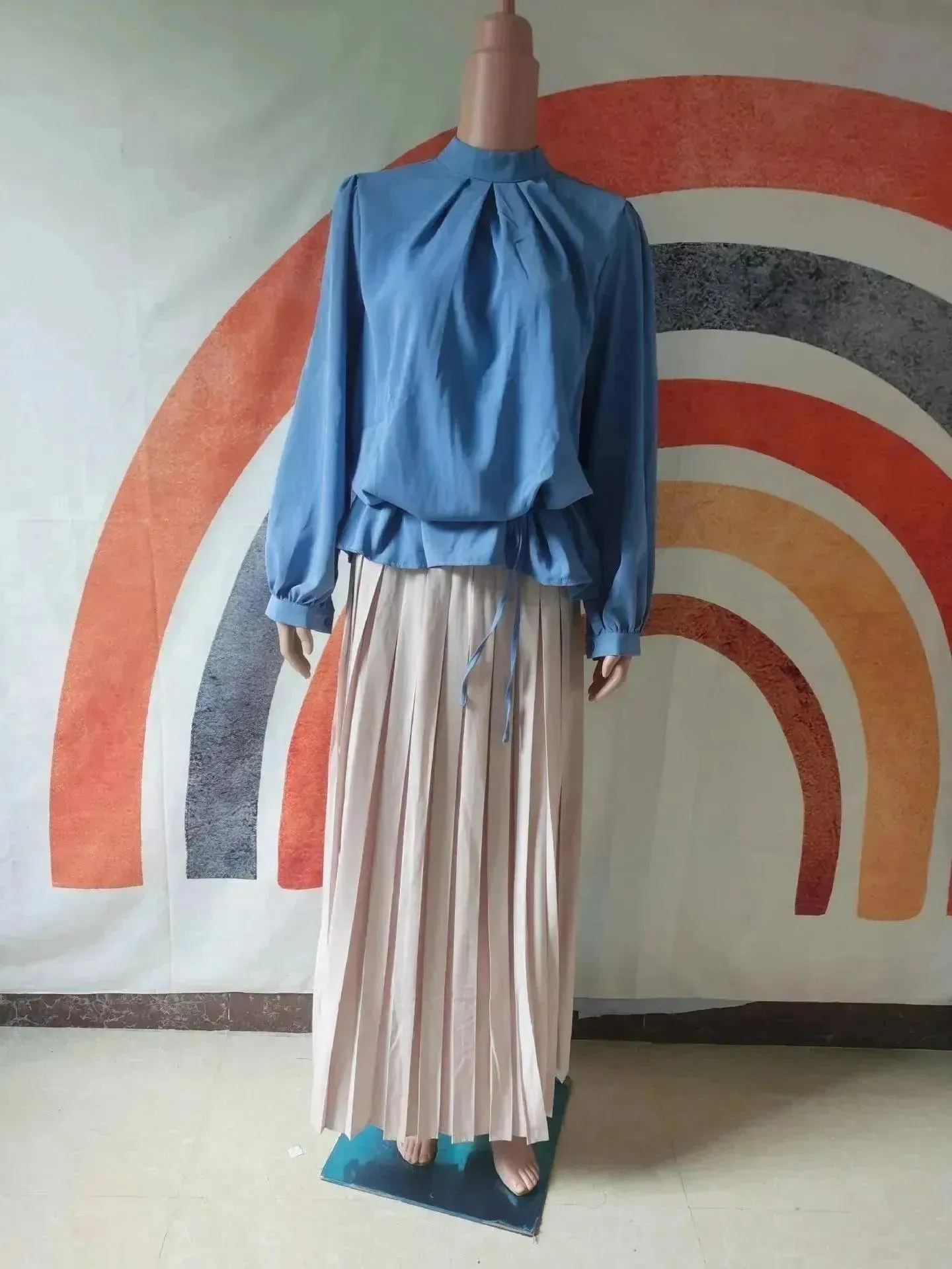 Extra Beautiful Pleated Skirt Suit for Arab Dubai Turkey Middle East Women Outfit set