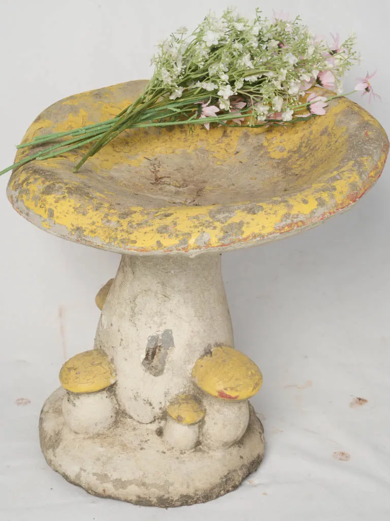 French Vintage Mushroom Garden Stool, 1940s/1950s (Yellow) 21¾"