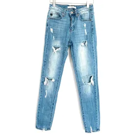 Kancan Distressed Light Wash Jeans- Size 26 (Inseam 27”)