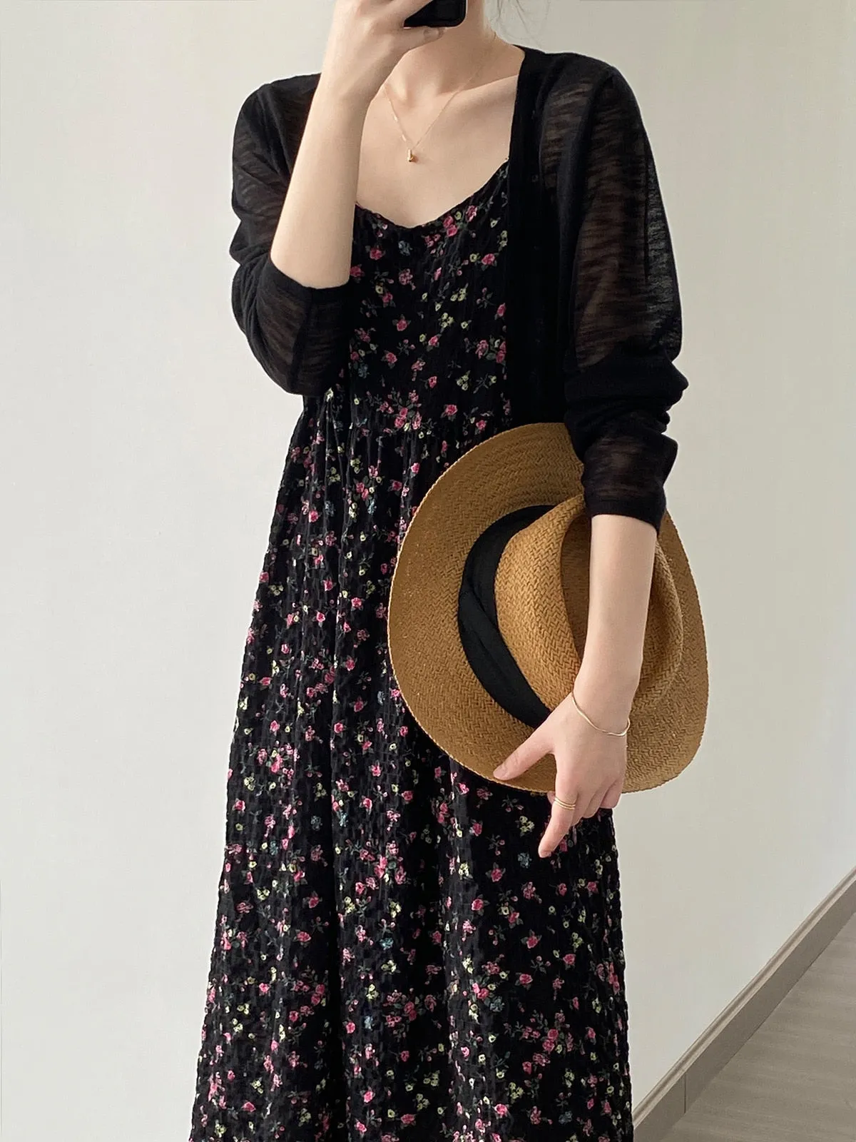 [Korean Style] 3 Colors Breathable See-through Fine Knit Crop Cardigan