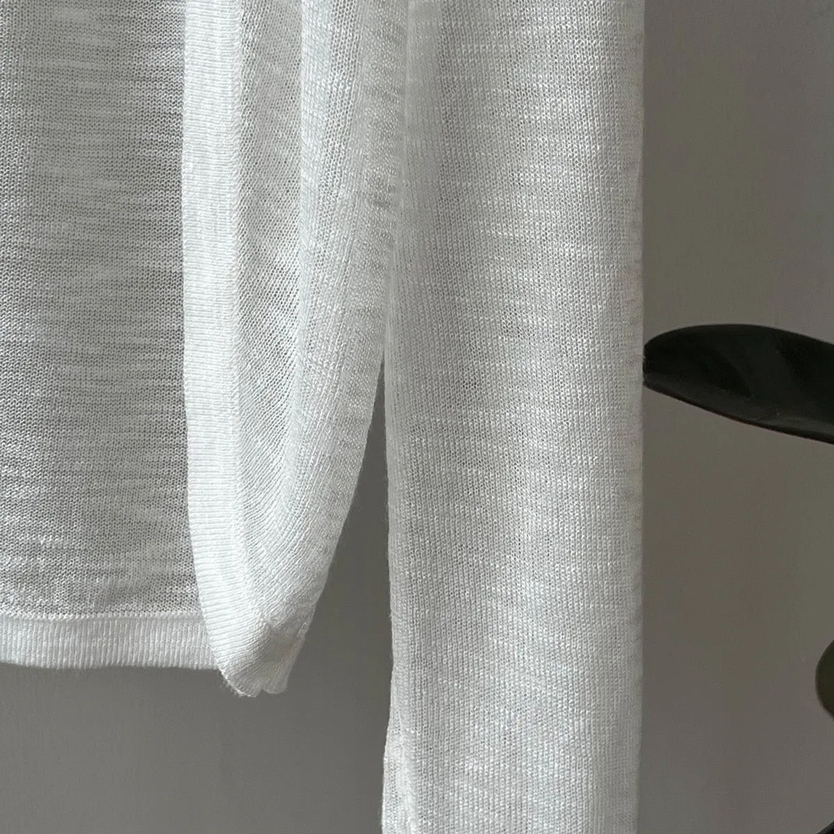[Korean Style] 3 Colors Breathable See-through Fine Knit Crop Cardigan