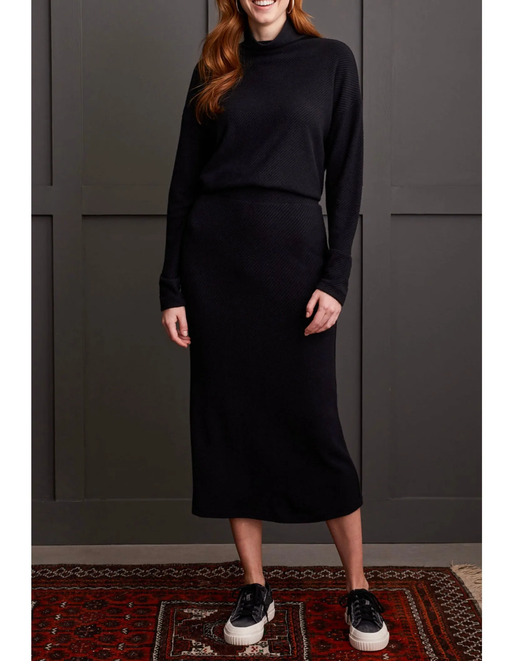 PULL-ON MIDI SKIRT
