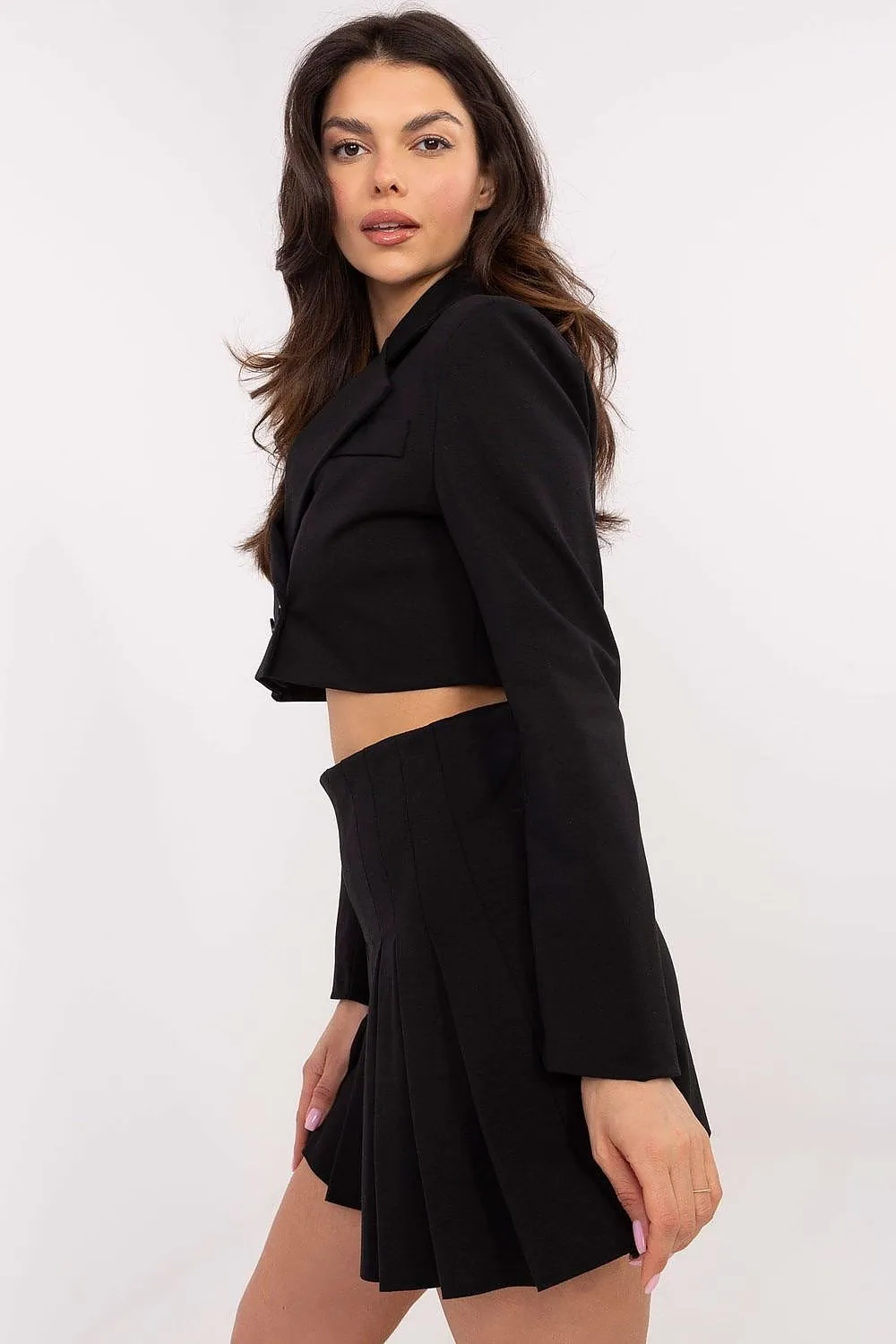 Short minimalist pleated skirt