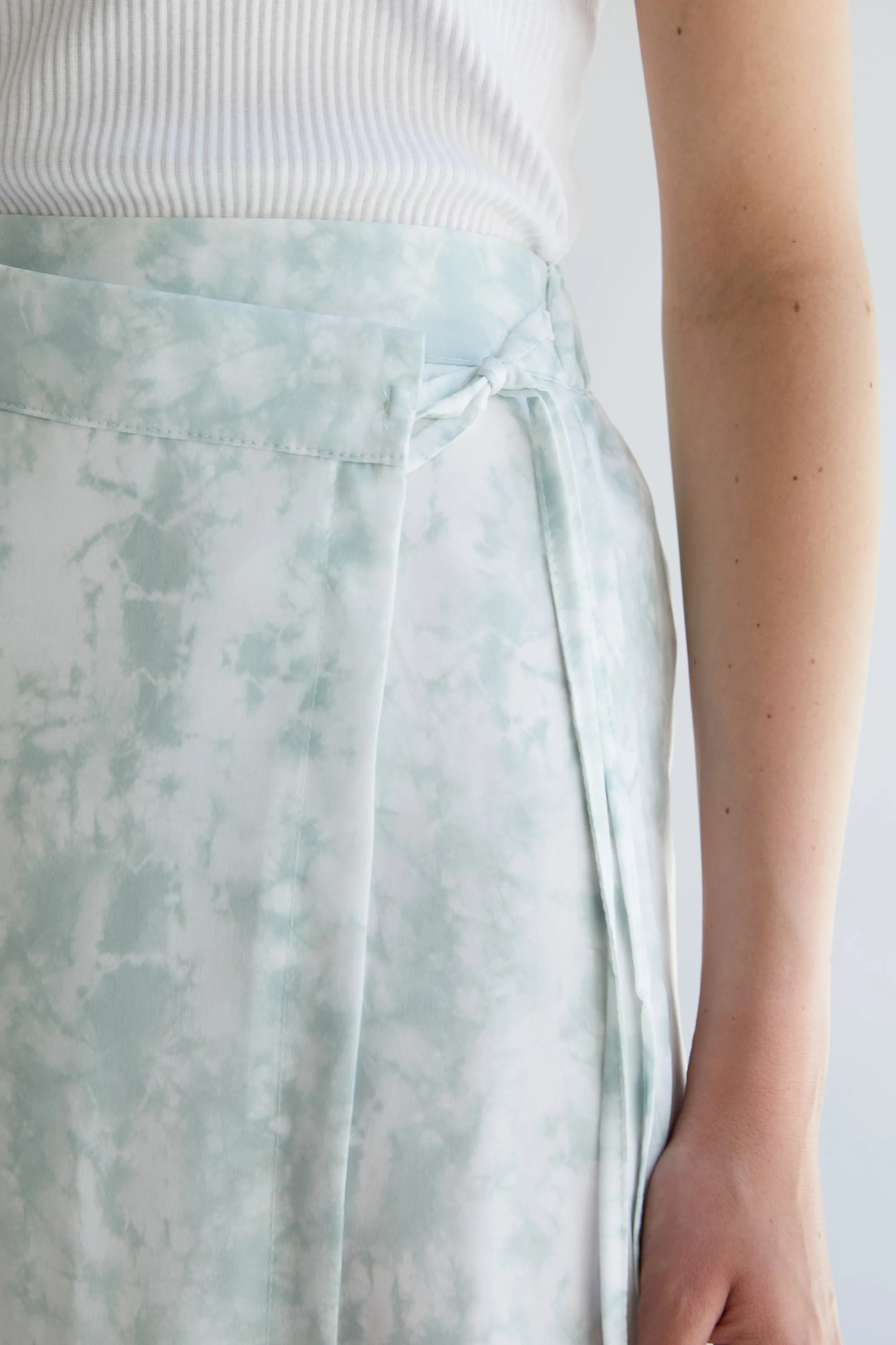 WRAP TIE DYE SKIRT